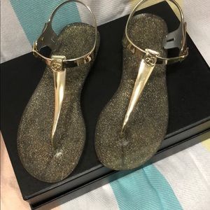 ❌SOLD❌Jessica Simpson gold sparkle jelly sandals